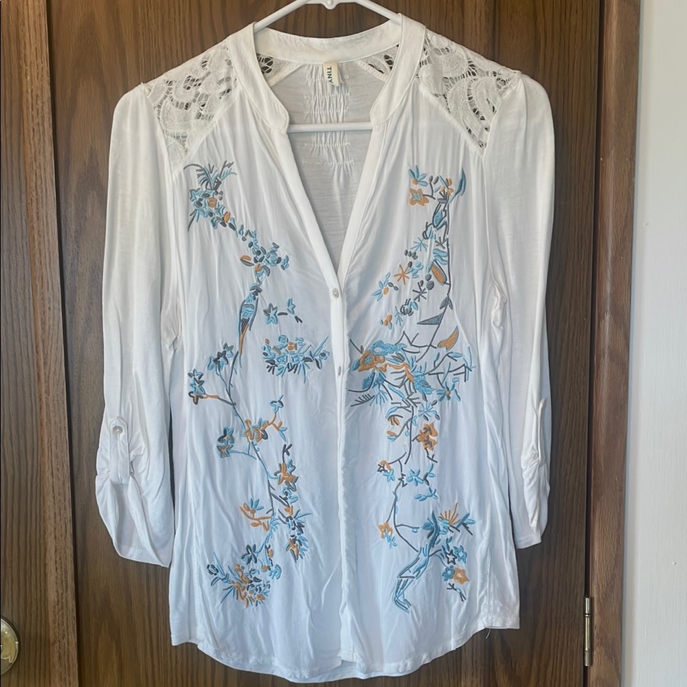 Anthropologie White Mandarin Collar Blouse with 3/4 Sleeves and Embellishments